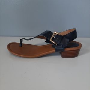 Tommy Hilfiger Size 7.5 sandals